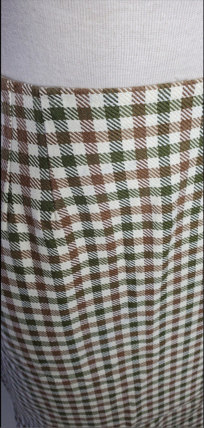 Vintage 1960s Cream With Olive Green Plaid A Line Skirt Size Small Union Made