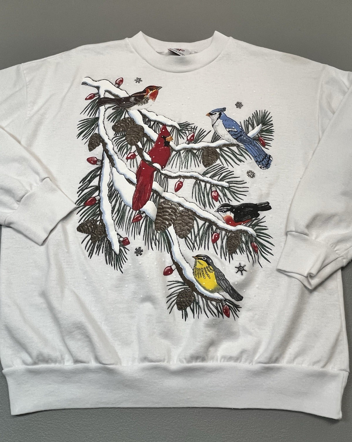 Vintage Nutcracker Puffy Graphic Christmas Sweatshirt Cardinal Snow Birds Medium