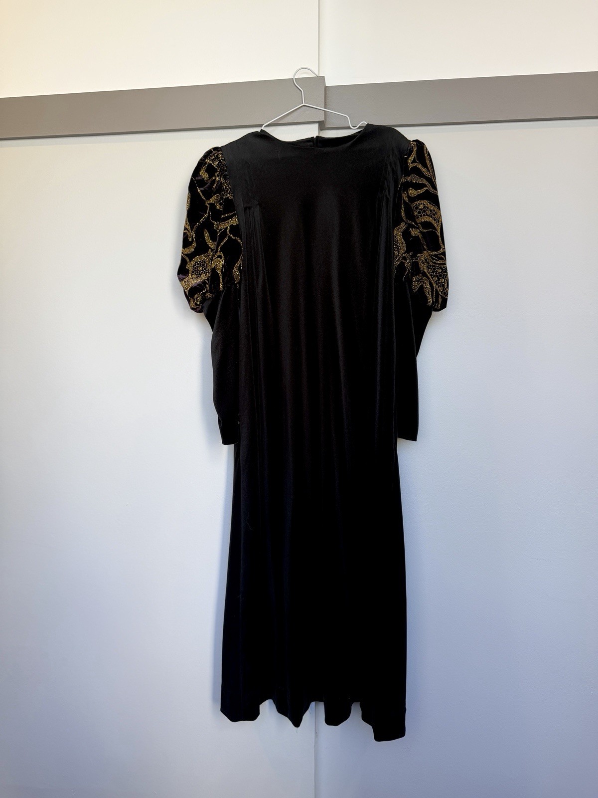Vintage David Brown Saks Fifth Avenue Black Velvet Gold Brocade Midi Dress S