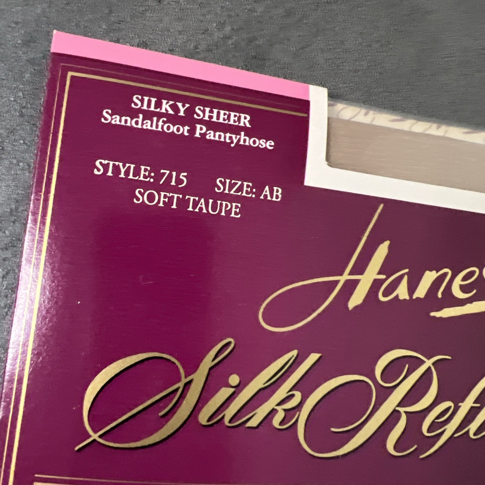 VTG 1994 Hanes Silk Reflections Sheer Sandalfoot Pantyhose Soft Taupe Size A-B