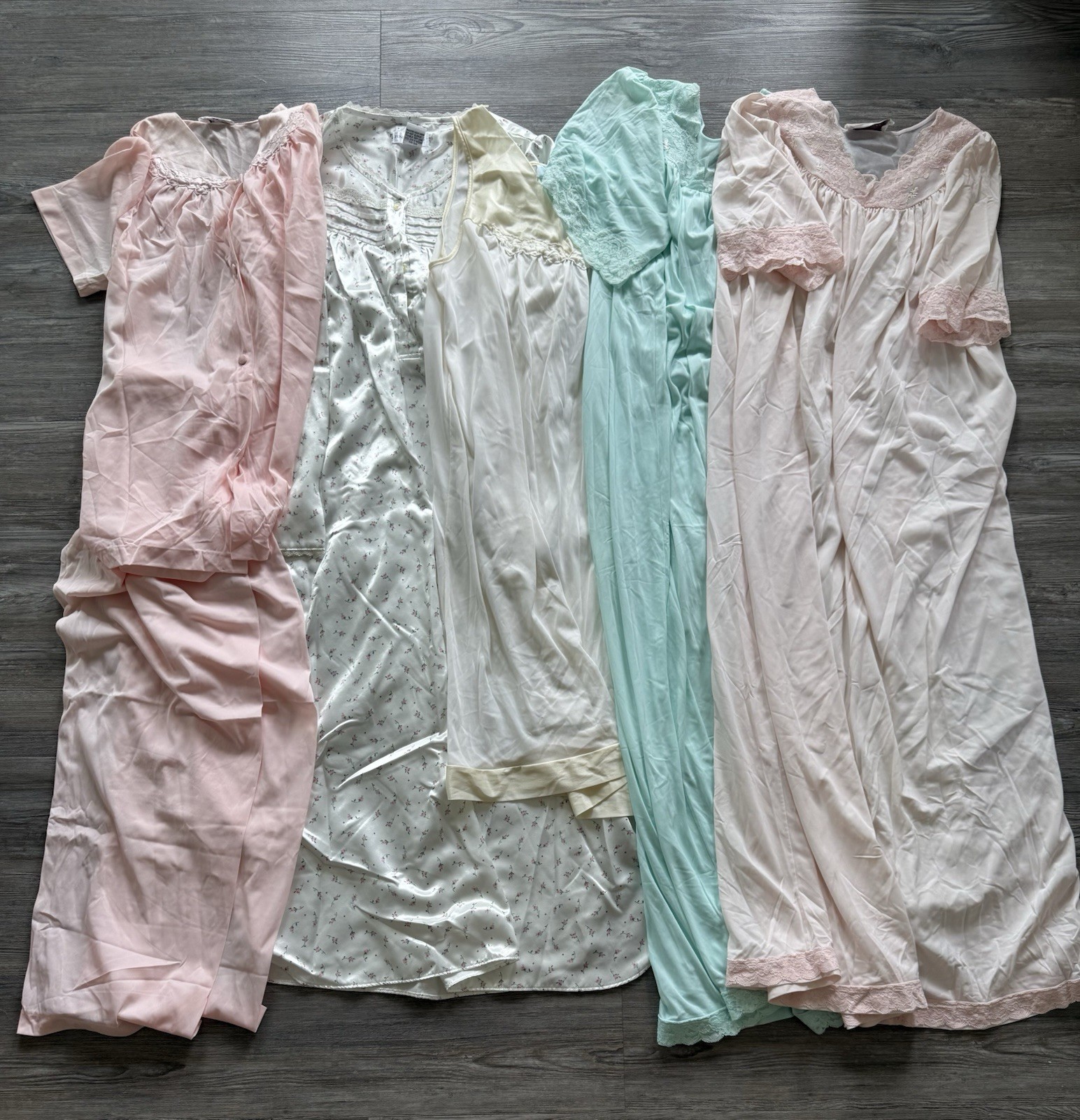 Vintage Lingerie Lot 7 pc Nightgown Slip Nylon Chiffon Granny Cottage Lace S M