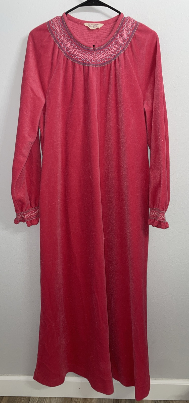 Vintage Vanity Fair Ladies Large Pink House Coat Lounge Zip Robe