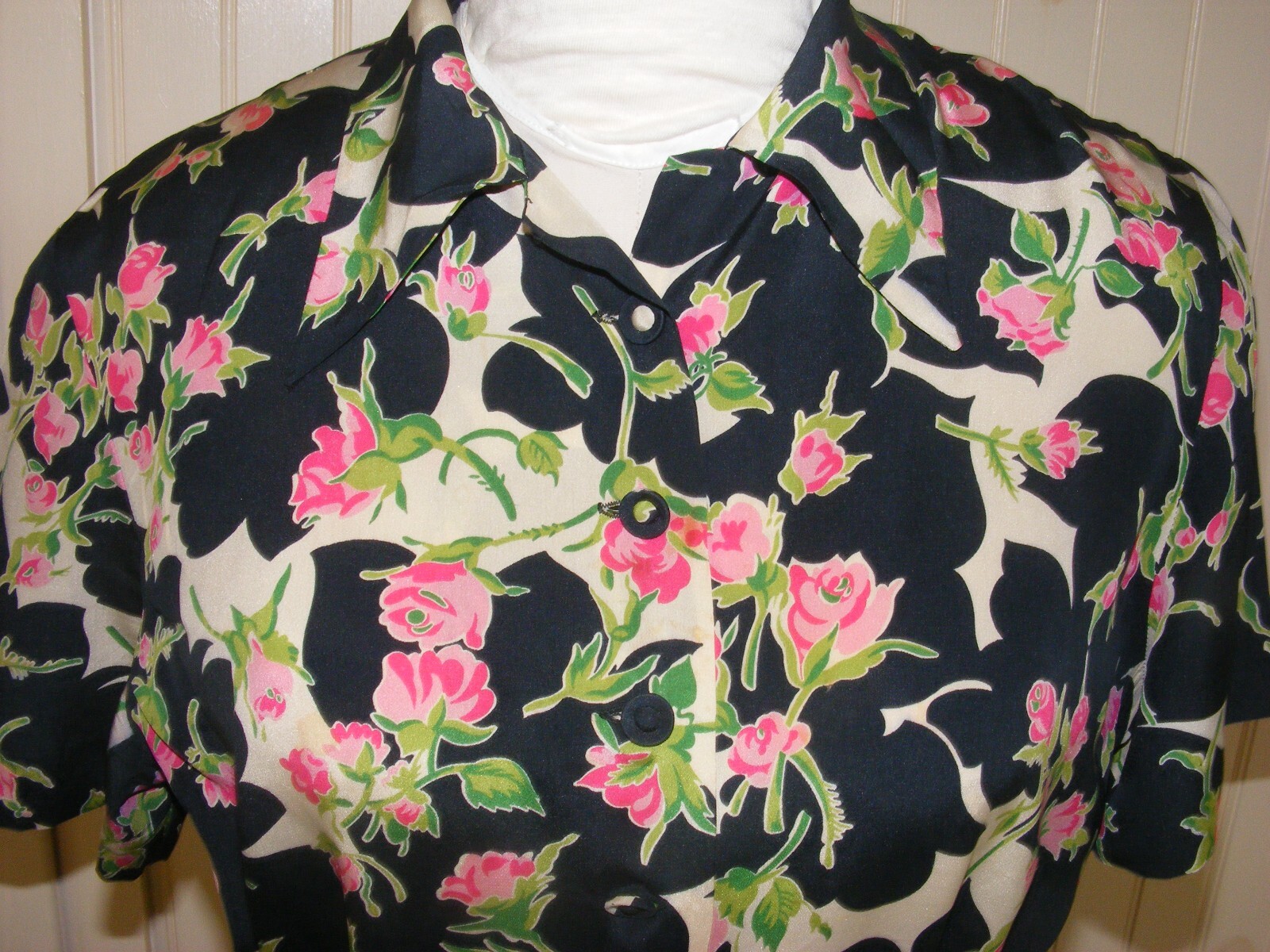 40s RAYON DRESS FLORAL PRINT BELTED BUTTON UP FULL SKIRT LIGHTWEIGHT 38″ X 30″ M