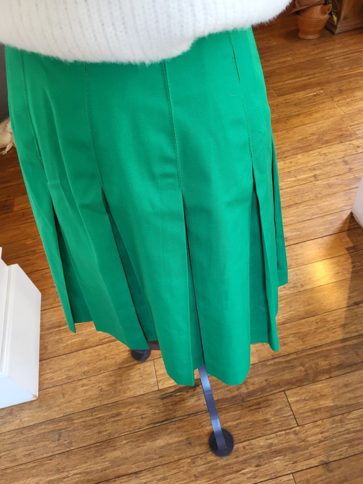 Glenbrooke 60s Polyester Green Pleated Skirt Size 4