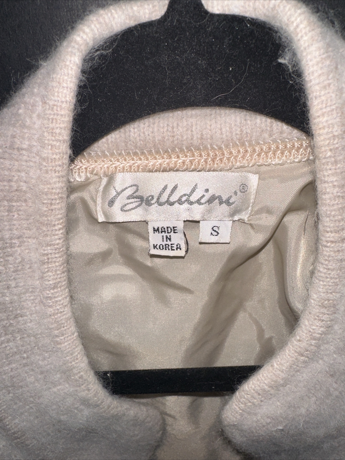 Vintage Bellini Sz Small Runs Large Angora Beige Cardigan Lined Shoulder Pads