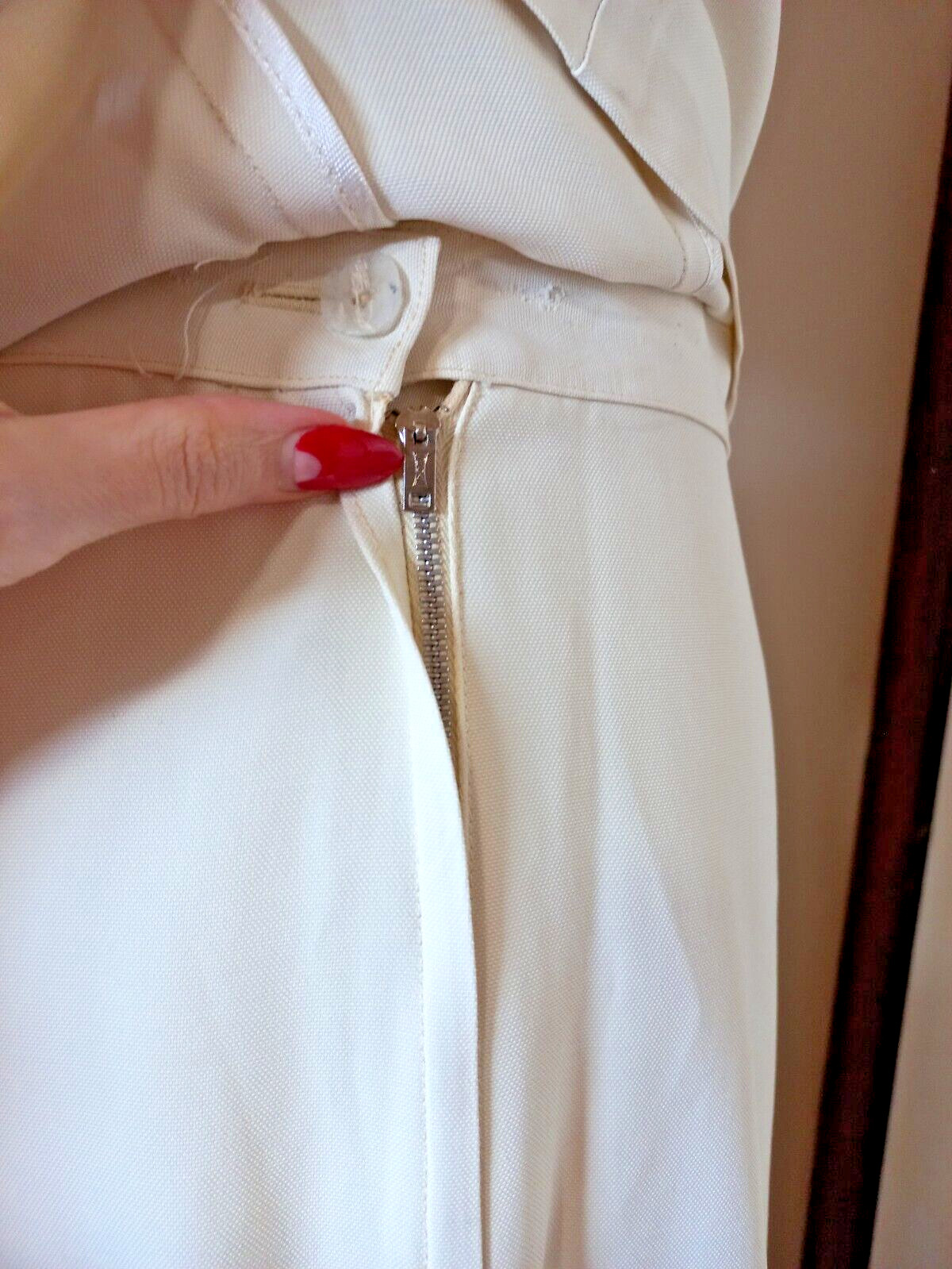 Vintage 1940s Ivory Rayon Old Hollywood Glamour Tailored Summer Skirt Suit S/M