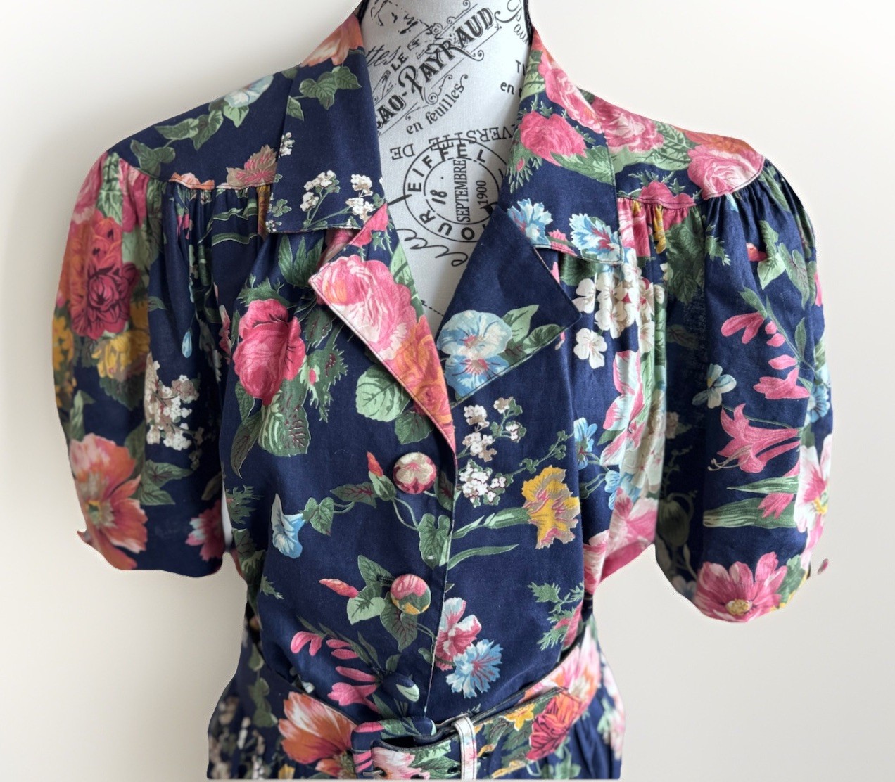 vintage 80s ED Michaels cottage blue pink floral print western floral dress