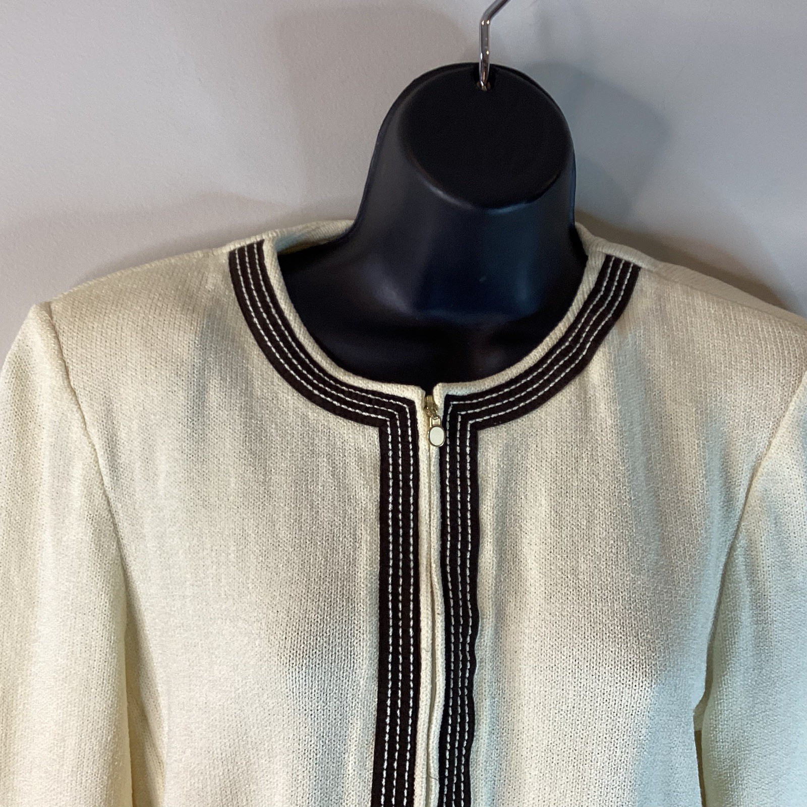 Vtg St. John Santana Knit Jacket Cream Black Trim Full Zip Cardigan Sz 8 Flawed