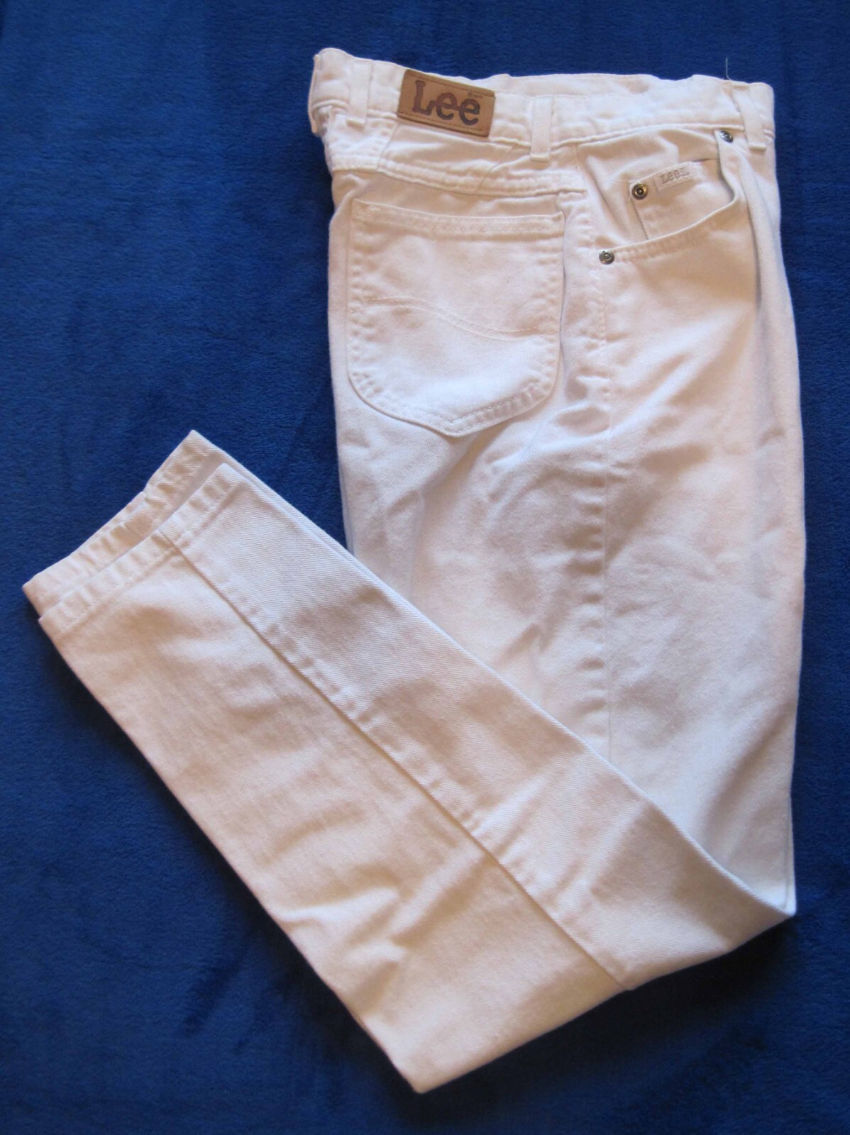Vintage Womens Petite 4 WHITE Denim LEE RIDERS JEANS 24×28 – Tapered