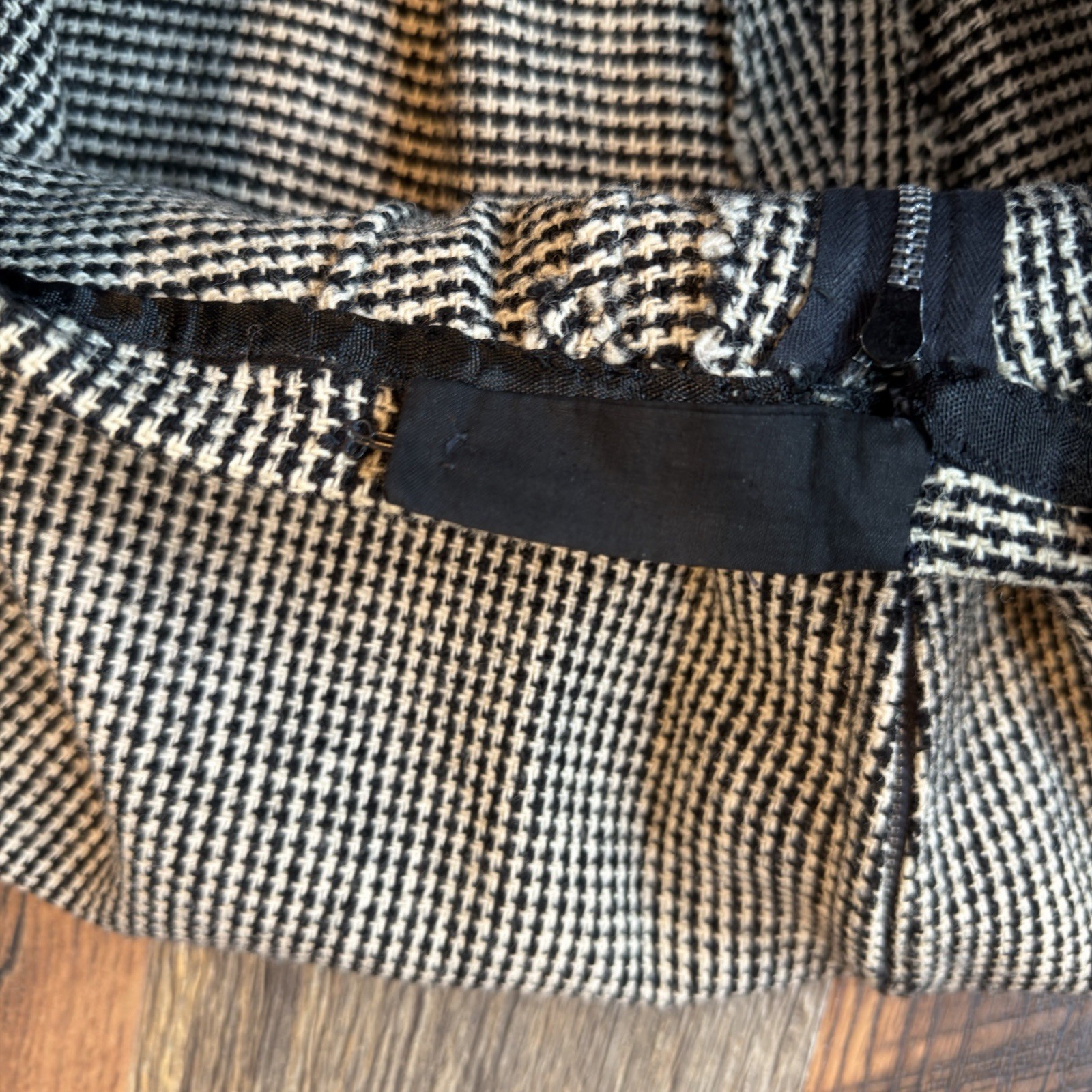 VTG Balenciaga 10 Avenue George V Numbered 3-Piece Houndstooth Suit with Capelet