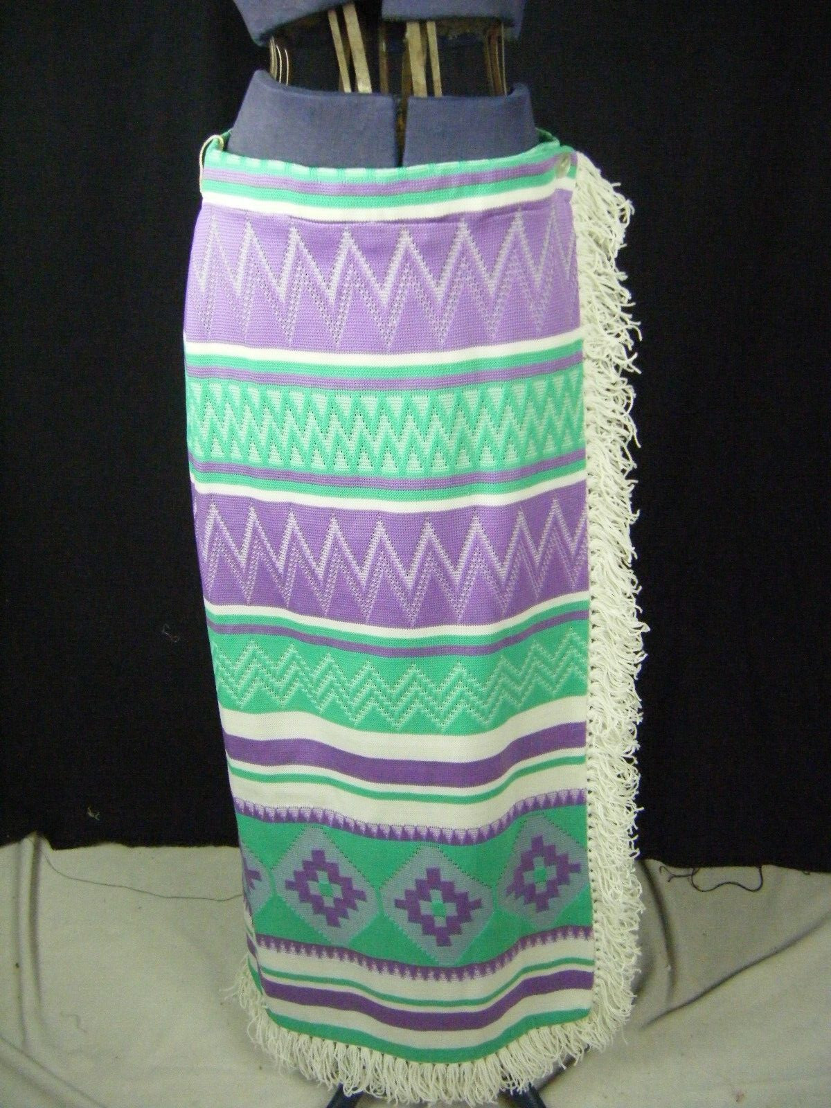 DALTON Vtg 60s Lilac Green White PolyKnit Fringes Wrap Skirt-Waist 32″/M-L