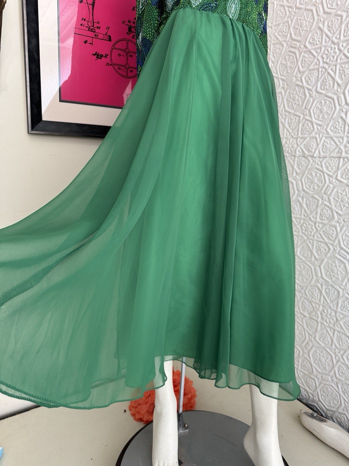 1980s Green Beaded Chiffon Cocktail Dress-Floral-Foliage-Glam-Hollywood-S/M