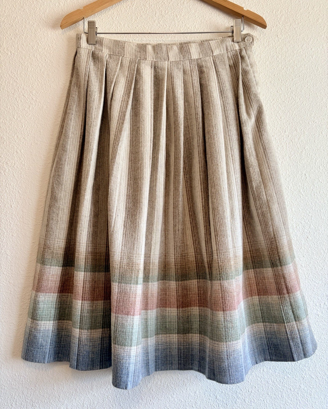 VTG 50s 60s Tartan PLAID WOOL SKIRT Pleats Striped Pastels MIDI W30 USA made