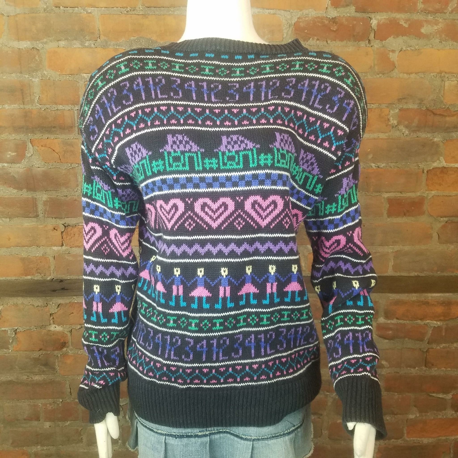 Vintage Northern Isles Pullover Sweater Black with Pink Purple Blue White Sz M