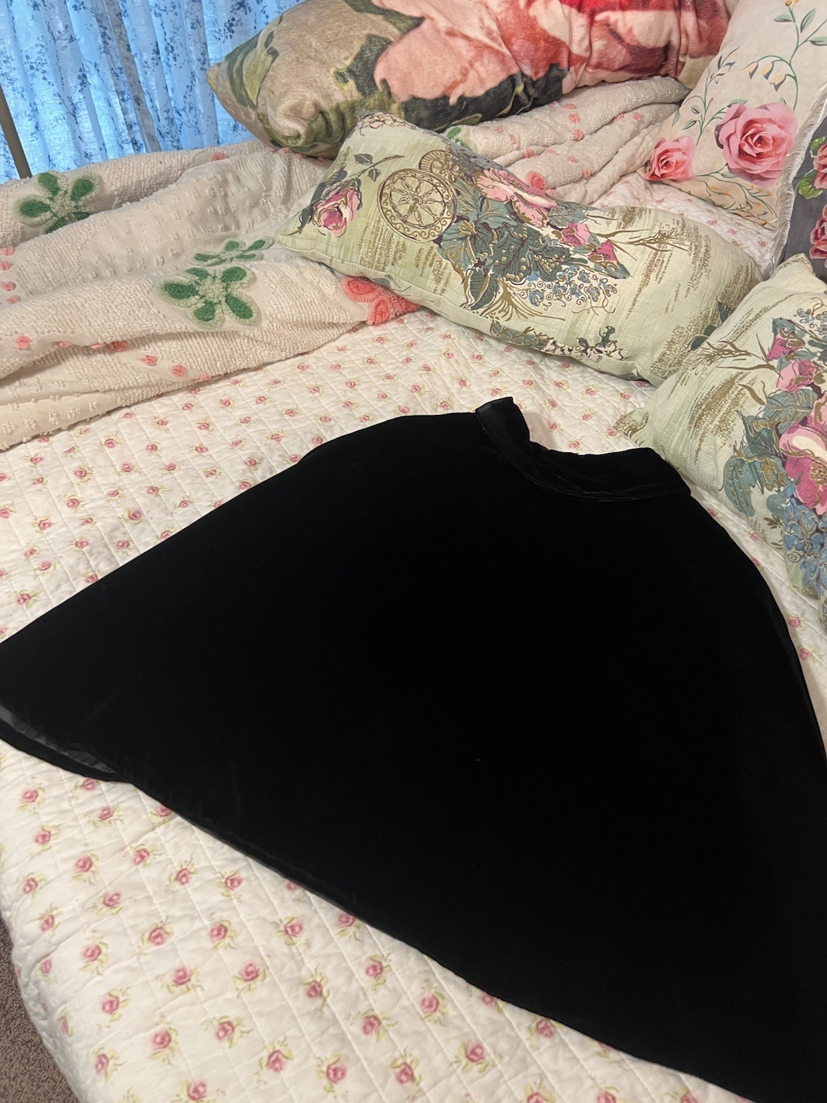 Vintage Black Silk Velvet Opera Cape Goth Witchey