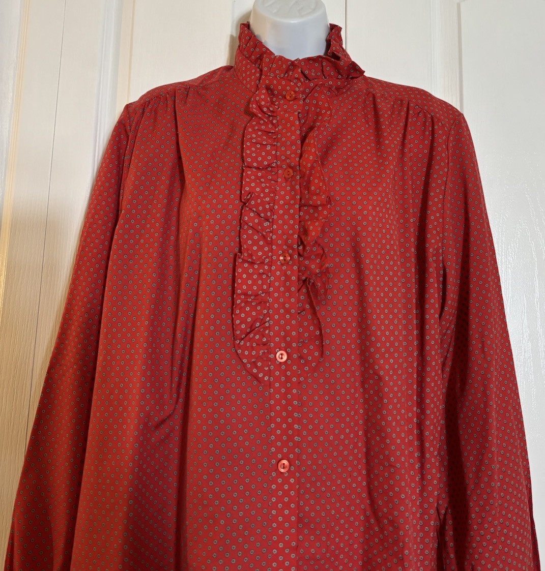 Vintage LEWMAR 1970s Red Floral Ruffled High Neck Blouse Secretary Geek XL