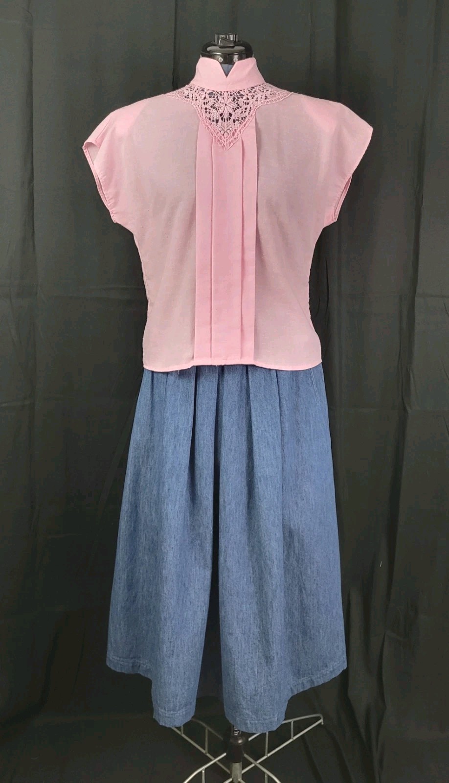 Vintage At Once Pink Drop Shoulder Blouse w Lace Neckline Size Small