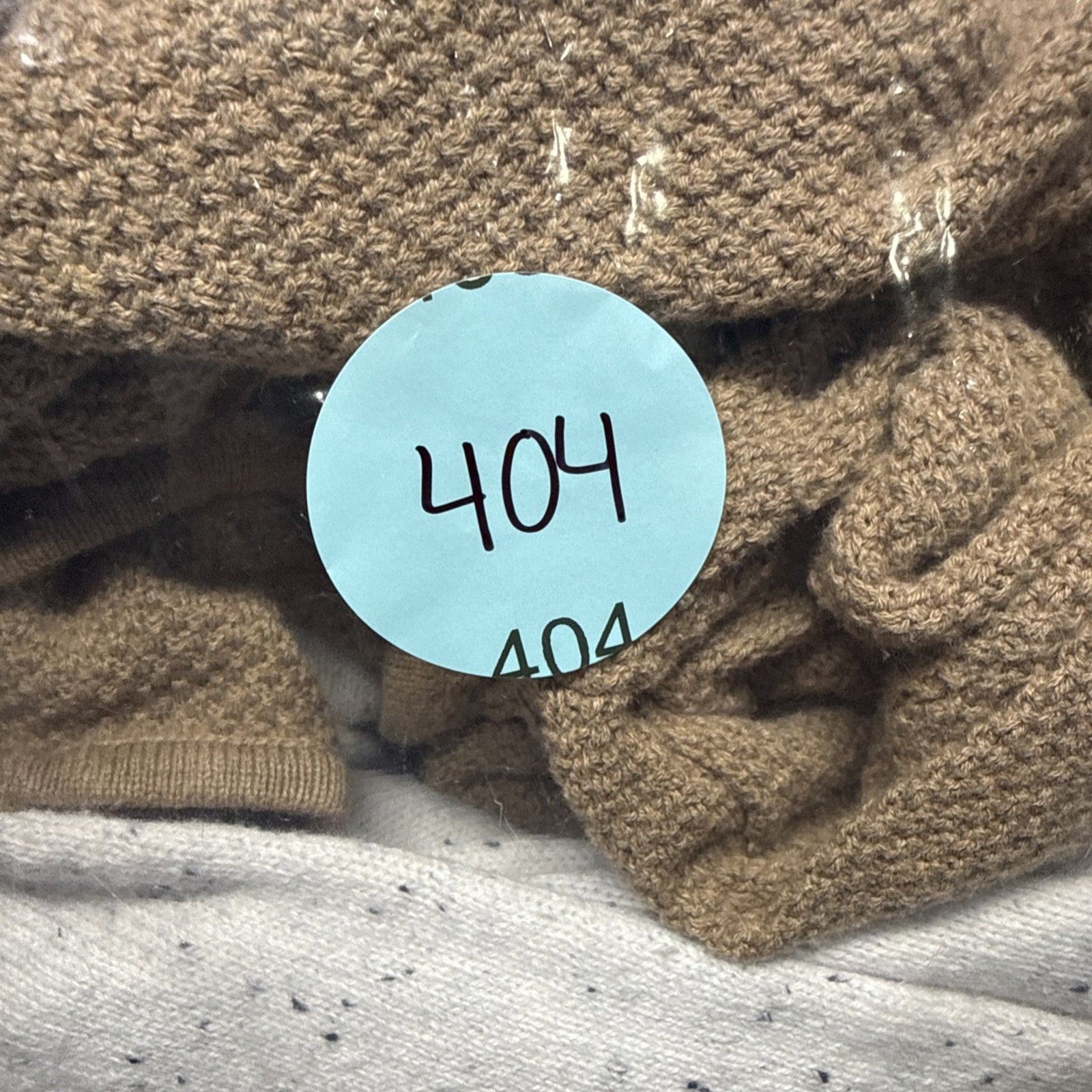 2 Women’s Sweaters Karen Scott Size M White & Tan,