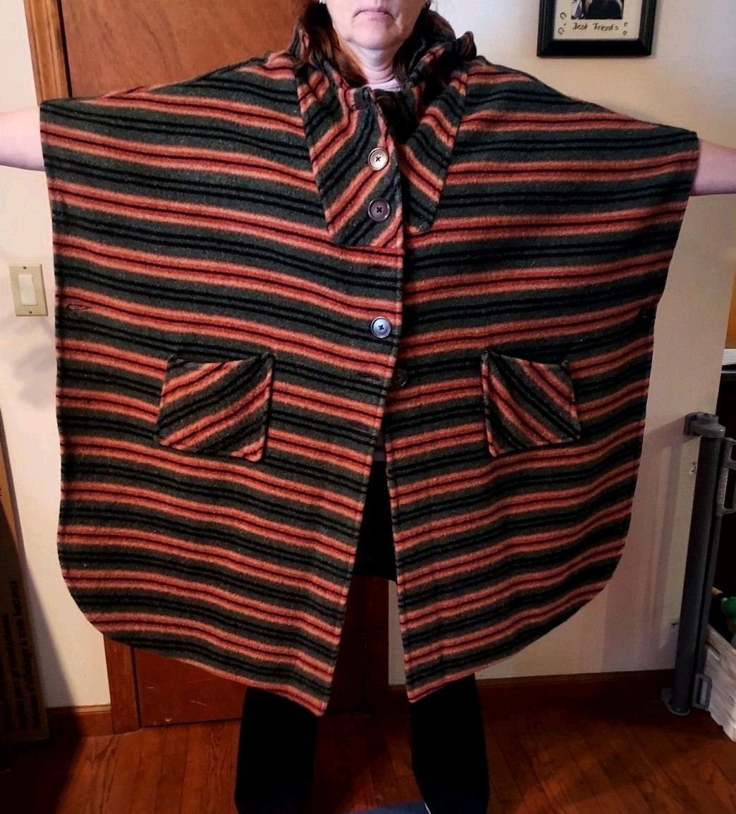 Vintage Handmade Peruvian Wool Striped Coat/Cape/Poncho 2 Front Pockets & Hood