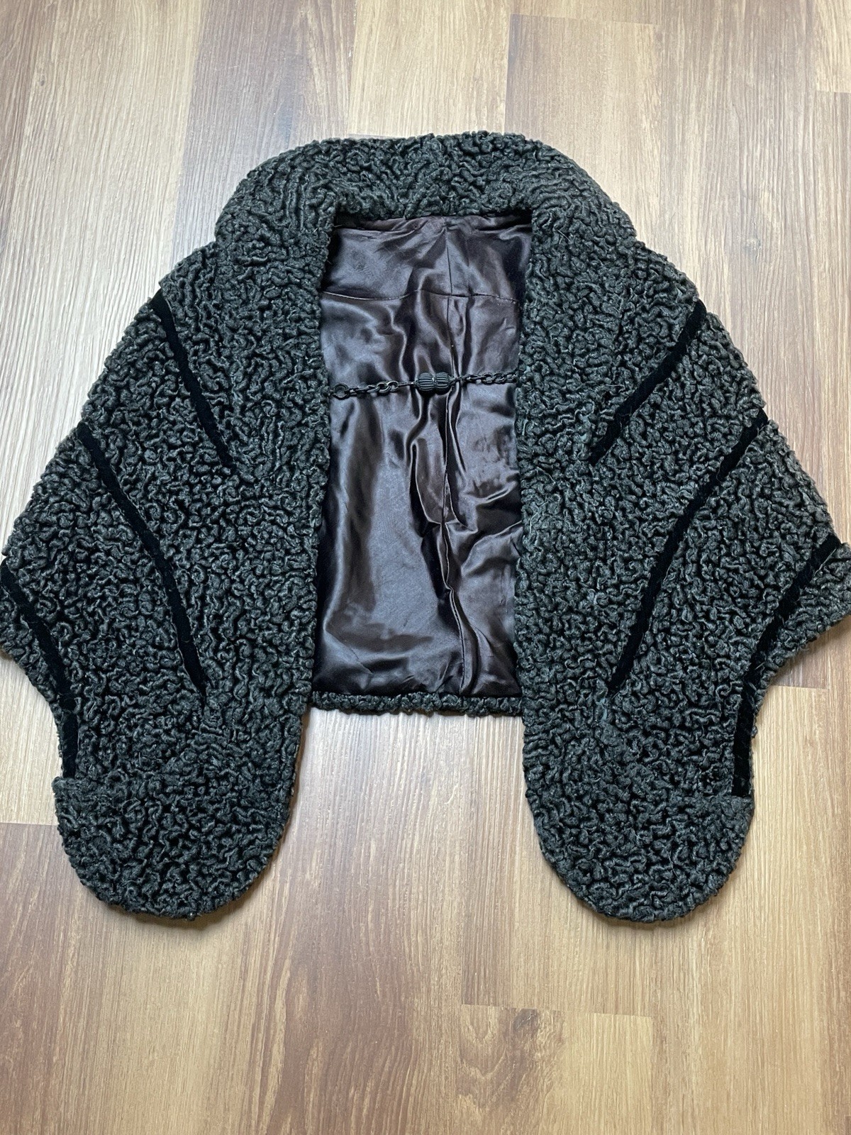 Vintage 1940s Velvet Curly Persian Lamb Boucle Wool Black Fur Shrug