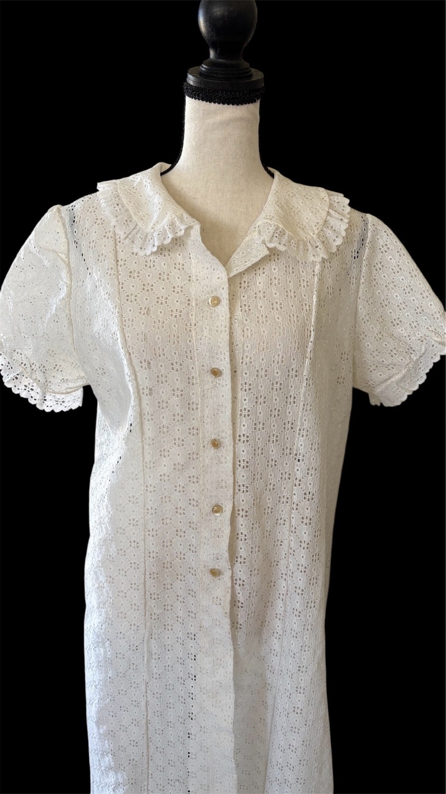 VTG Victorian Cottage Core Duster Robe White Eyelet Prairie Revival Medium