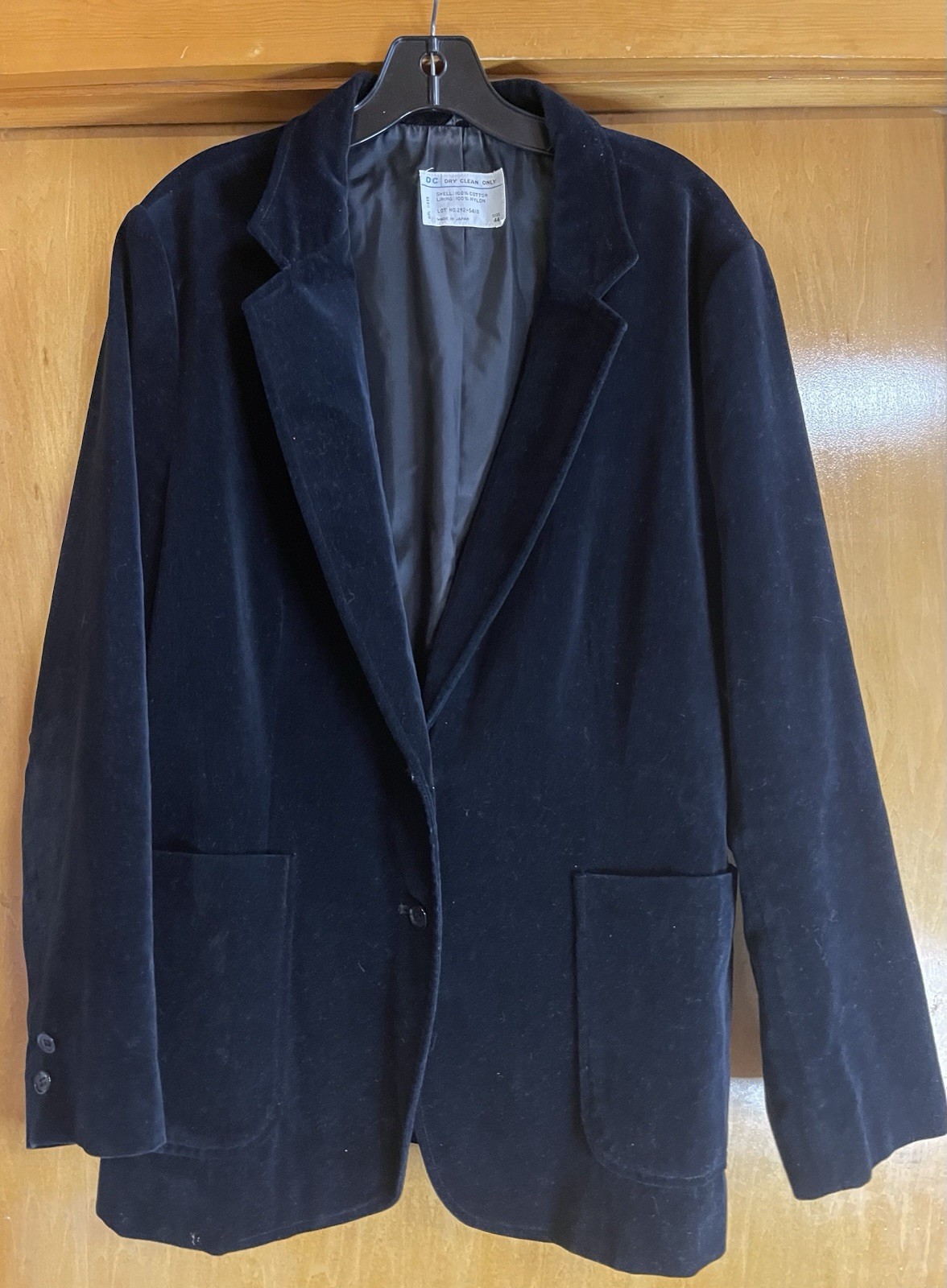 VINTAGE 70s DC Womens 44 XL-XXL Androgyny Black Velvet Blazer, Made in Japan