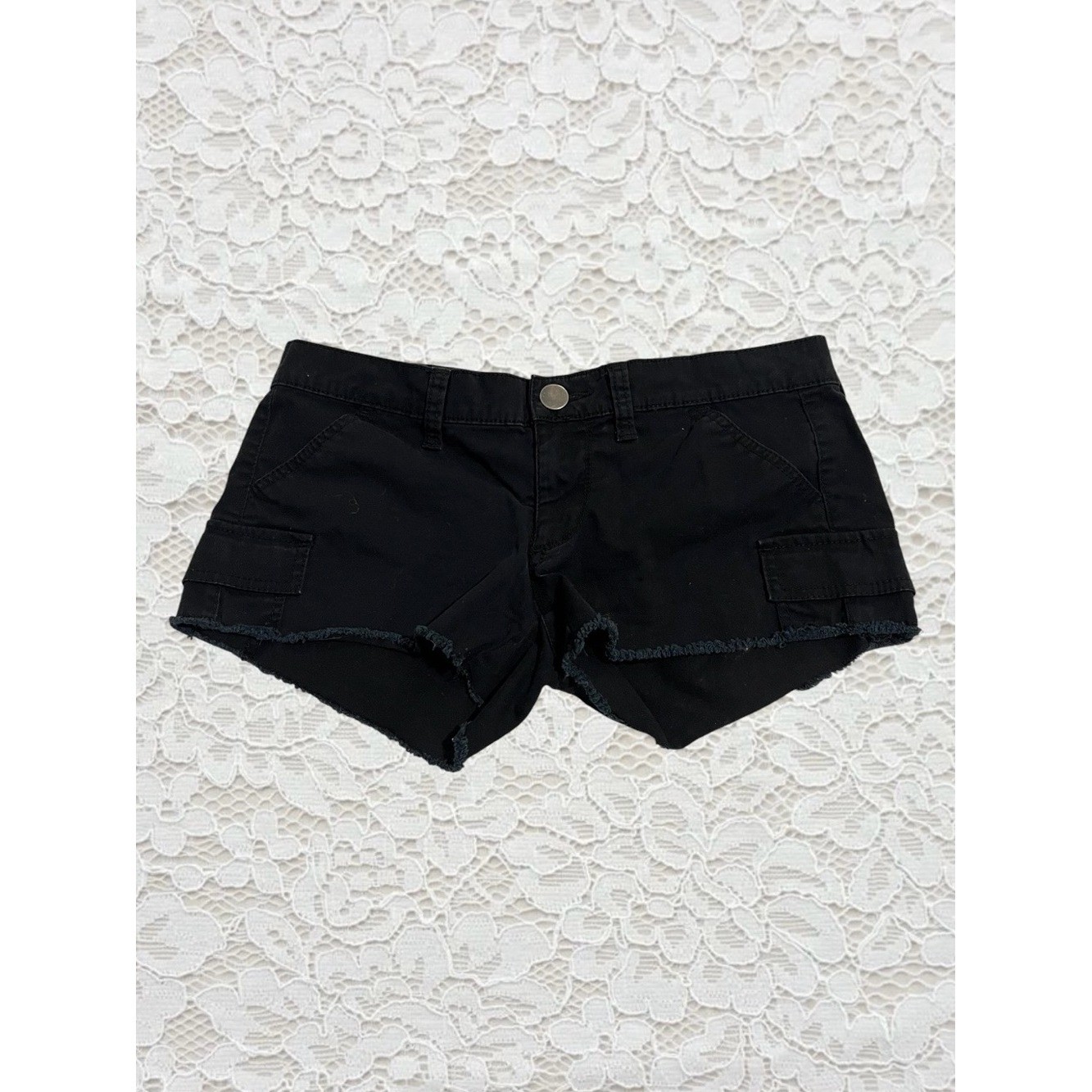 vintage black mudd low rise cargo mini shorts