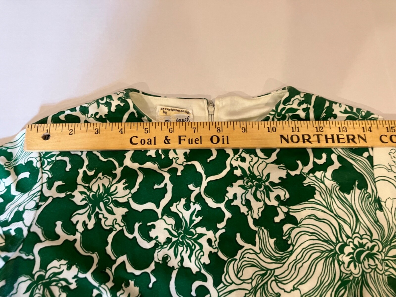 Gorgeous vintage Don Manuel of Miami green and cream floral print dress