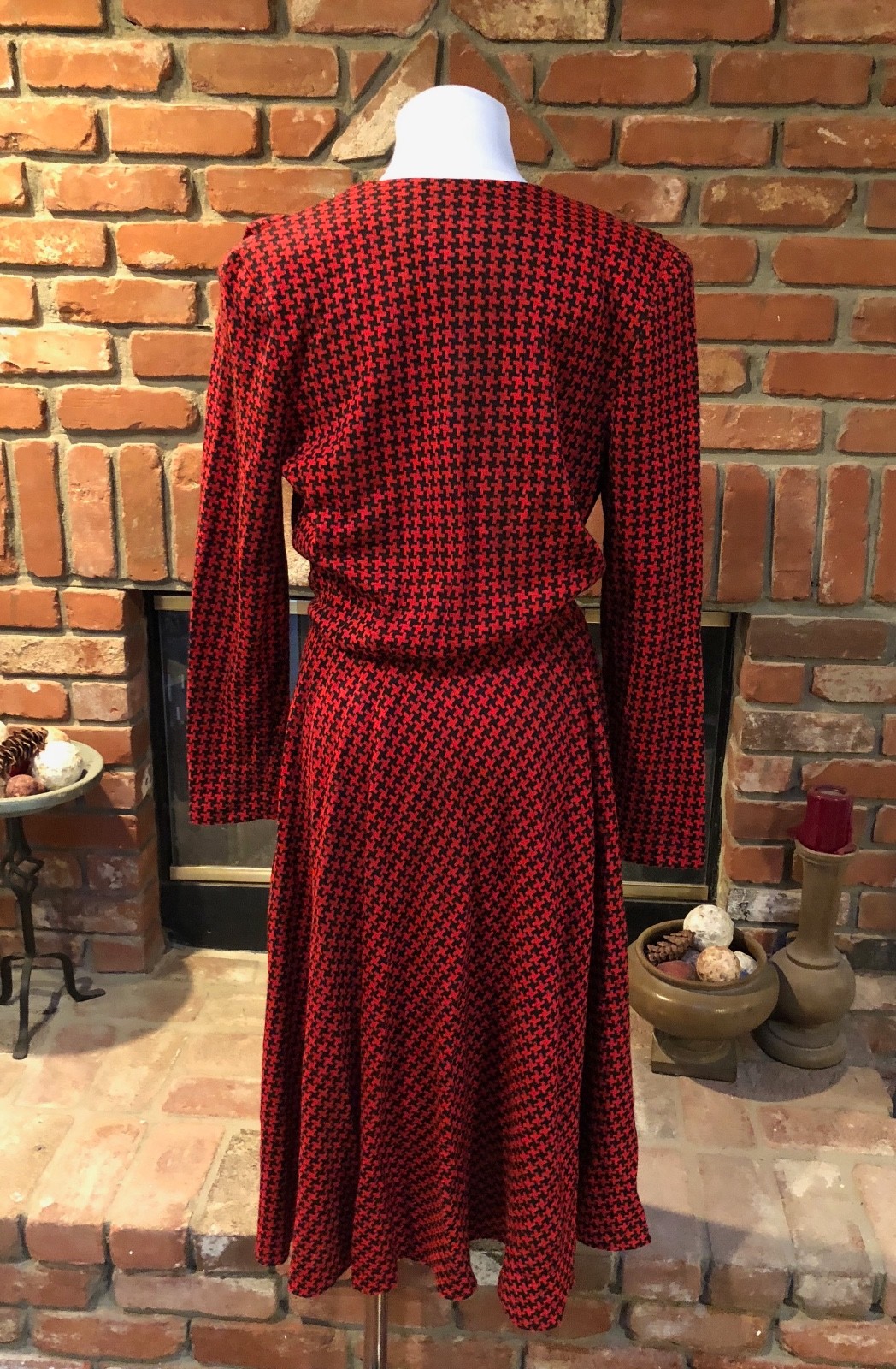 Vintage 90s MOD Retro Plunging Neck Black / Red Houndstooth Secretary Dress 12 L