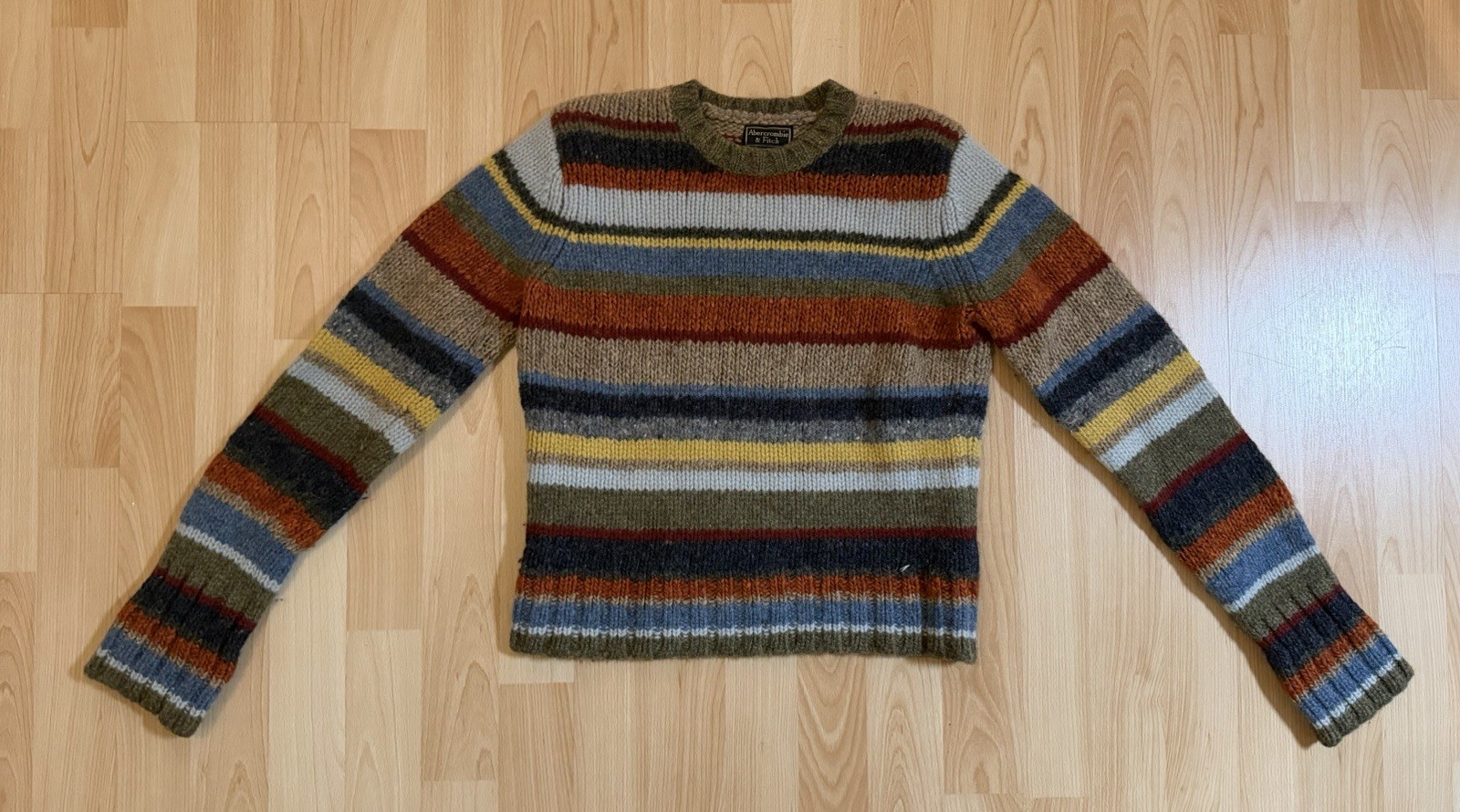 Abercrombie Sweater ASO Joey Potter aka Katie Holmes on Dawson’s Creek in S1, E4