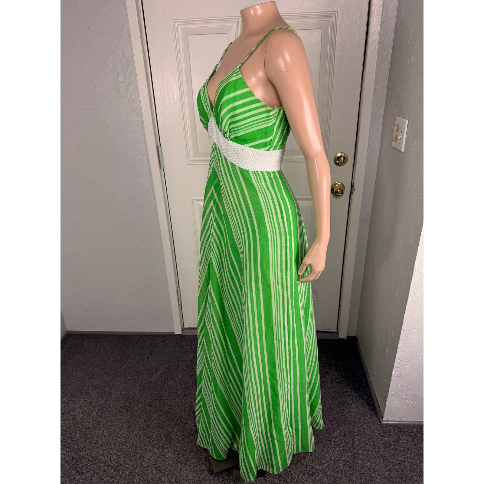 Vintage 70s Women’s Dress 10 Cotton Polyester Maxi V neck Striped Party K3-21