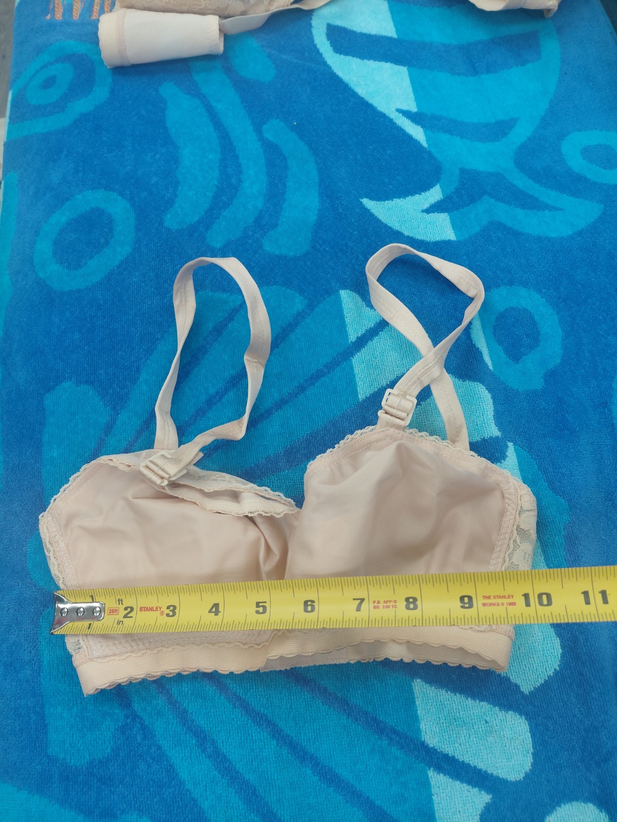 Vintage Lady Cameo Lingerie Bra Size 26E