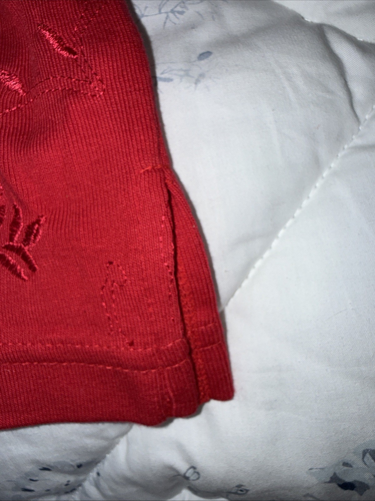 Vintage Cottons/ Polyester T-shirt Erika & Co. Embroidered Red Floral Tag Small