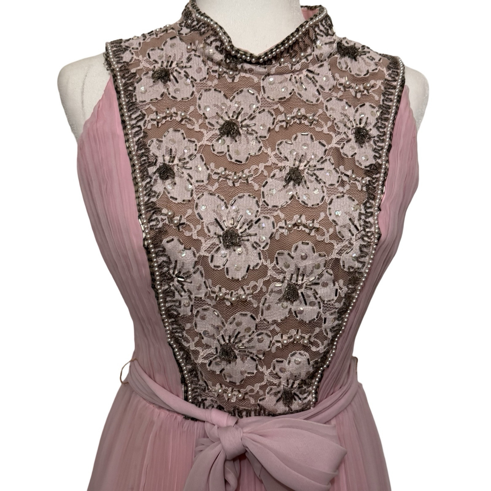 Vintage 60s Jack Bryan beaded chiffon dress size 10 (small) pink accordian pleat