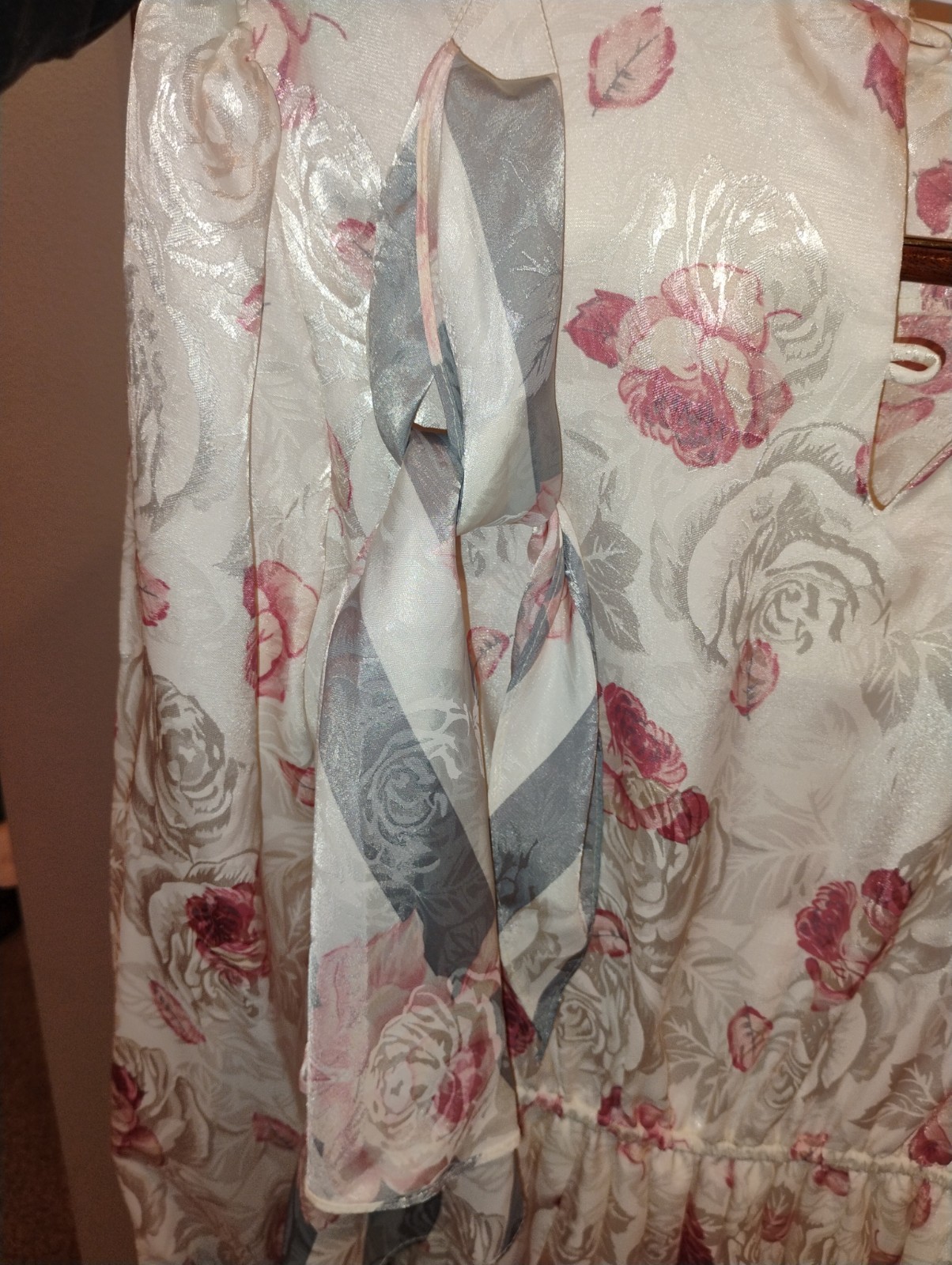 Vintage Mavinette Women’s Dress Size 8 Roses Cinched Waist Pleated Skirt 1980s