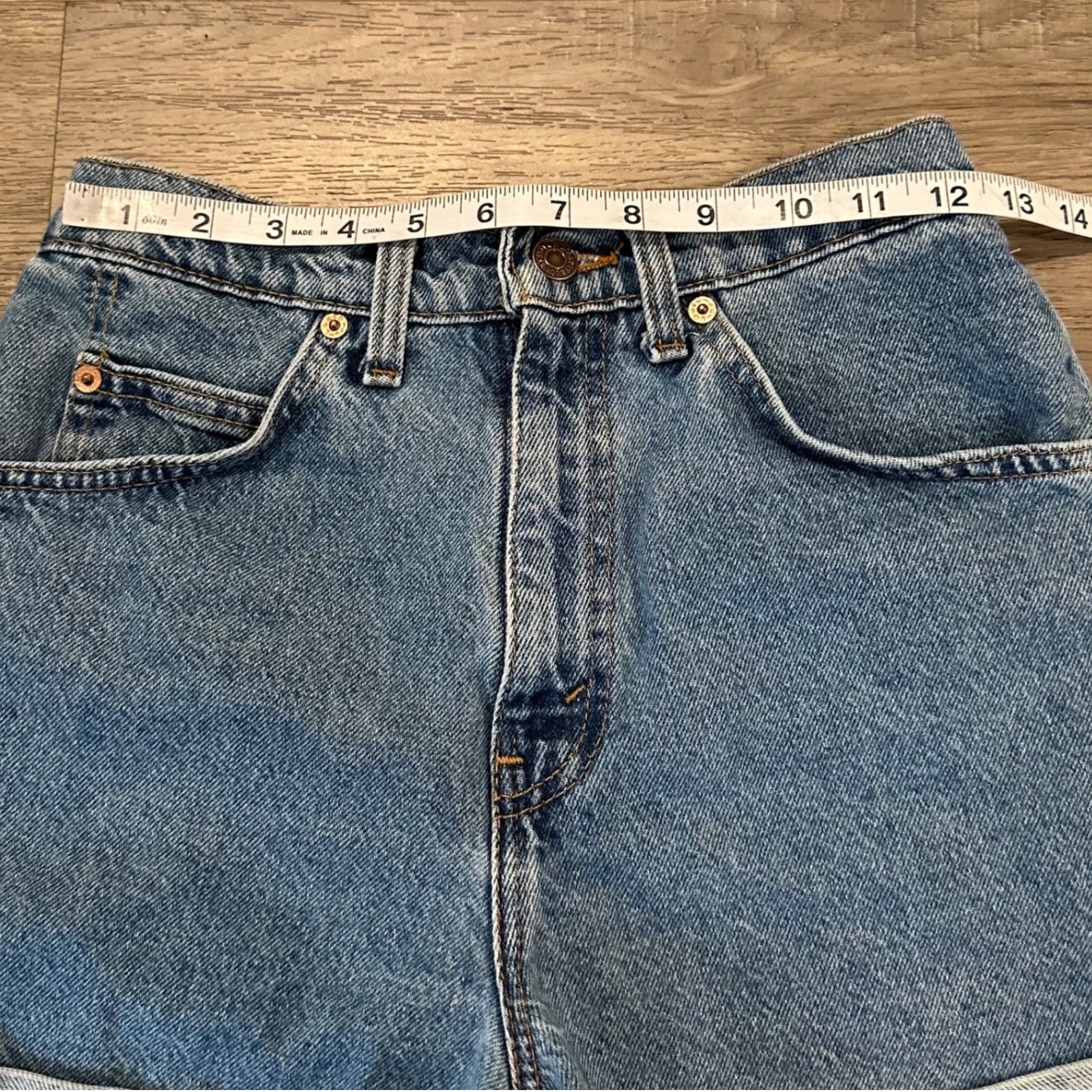 Vintage Levis Orange Tab Shorts Size 7 High Rise 100% Cotton Denim Cutoffs 1995
