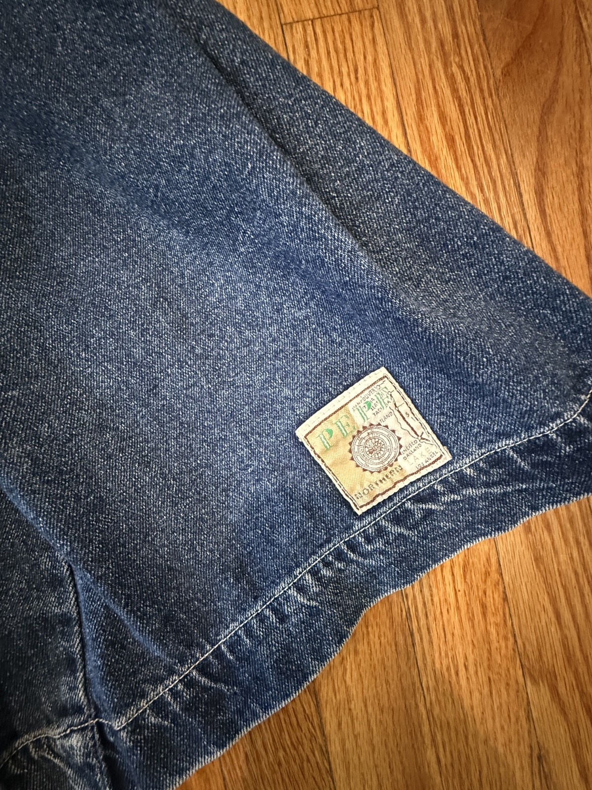 Vintage PEPE Jeans high wasted pleaded blue jean skirt Sz L 100% Cotton