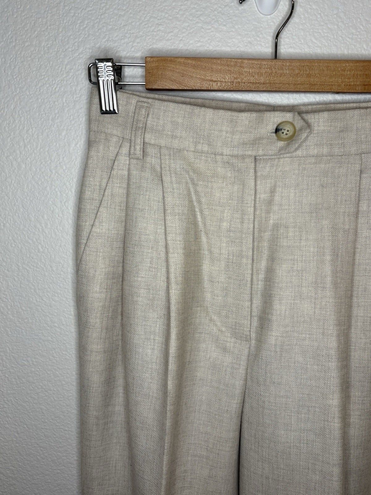 Vtg MONDI Germany 100% Virgin Wool Pleated Slacks US 2 34 Oatmeal High Rise