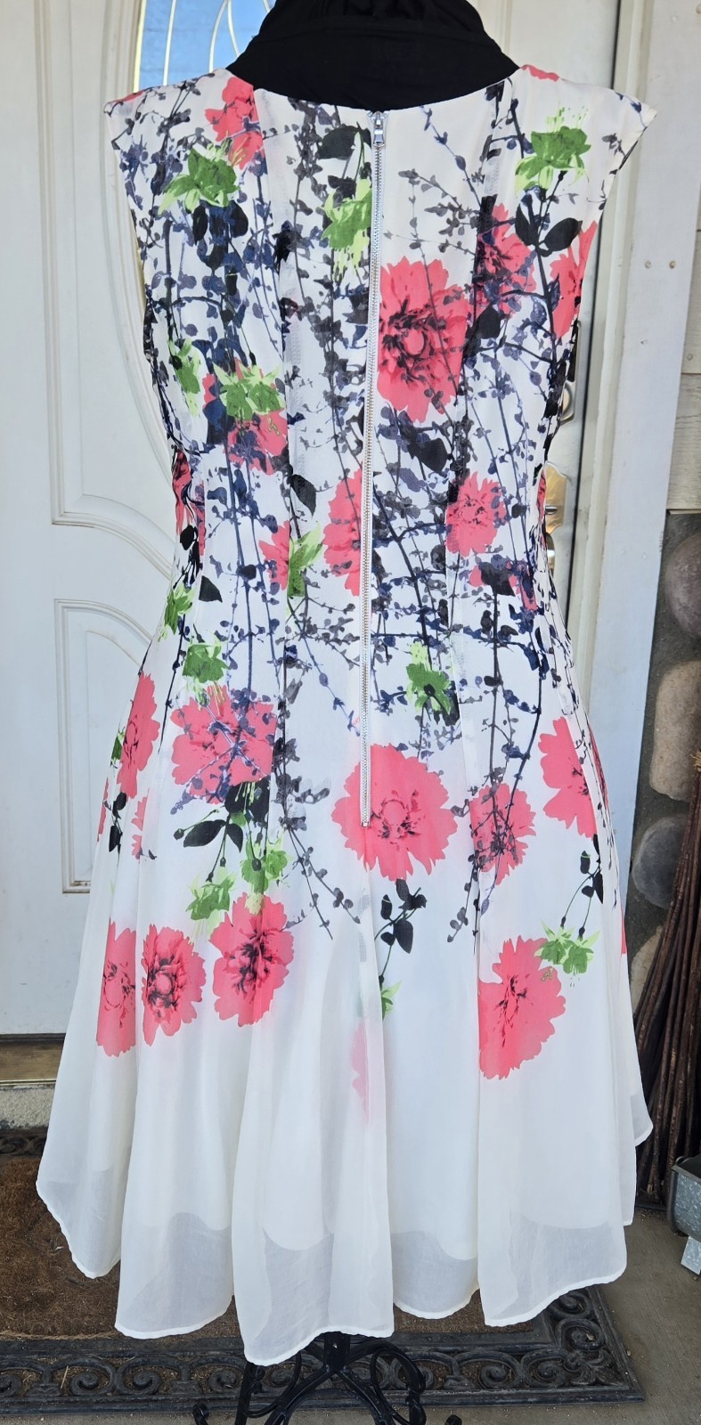 1990s JULIAN TAYLOR Vintage Fit & Flare Floral Polyester Dress Zip Back Size 6