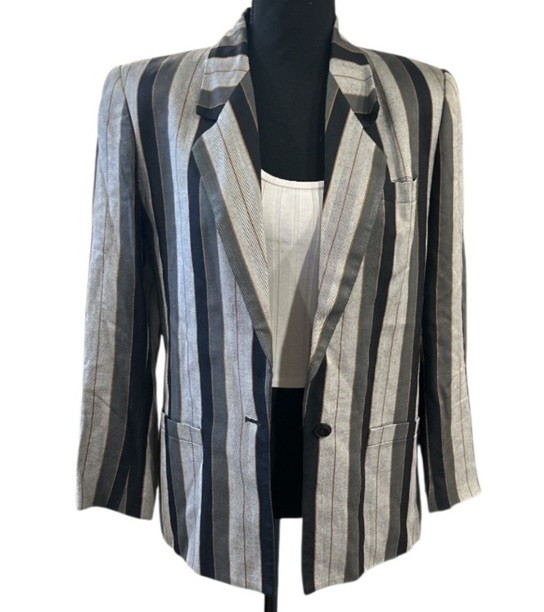 VINTAGE! 1980S STIRLING COOPER STRIPED BLAZER! EXCELLENT CONDITION! *RARE*