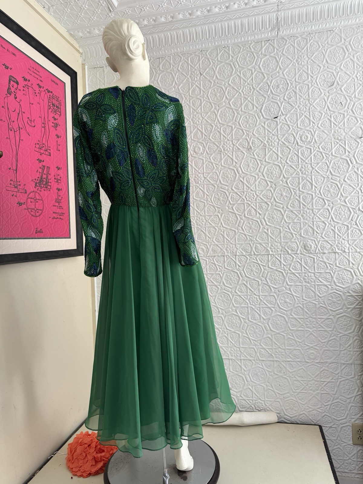 1980s Green Beaded Chiffon Cocktail Dress-Floral-Foliage-Glam-Hollywood-S/M