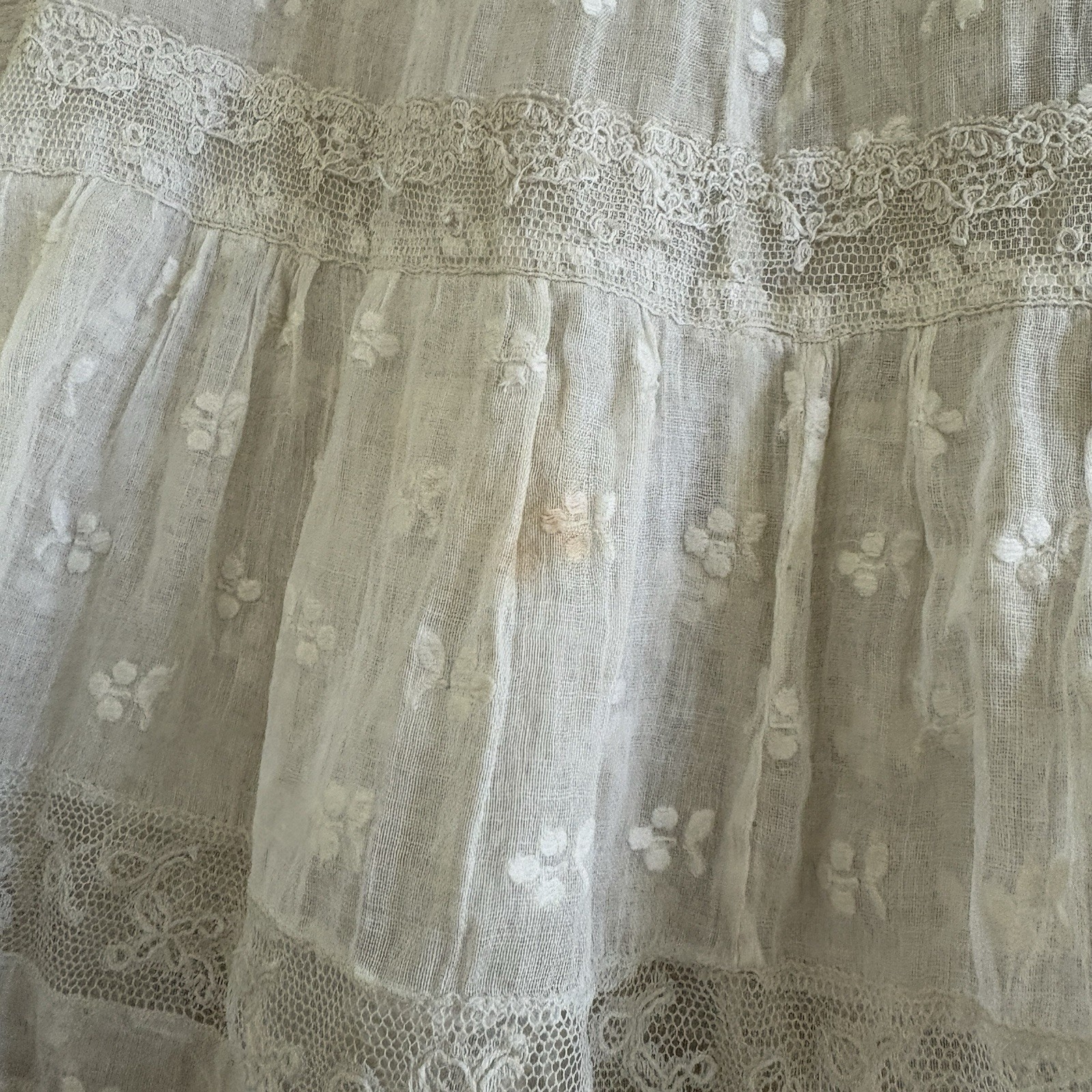 Antique 1800’s White Lace Women’s 42 In Long Skirt W/ Pocket Tiered Ruffles VTG