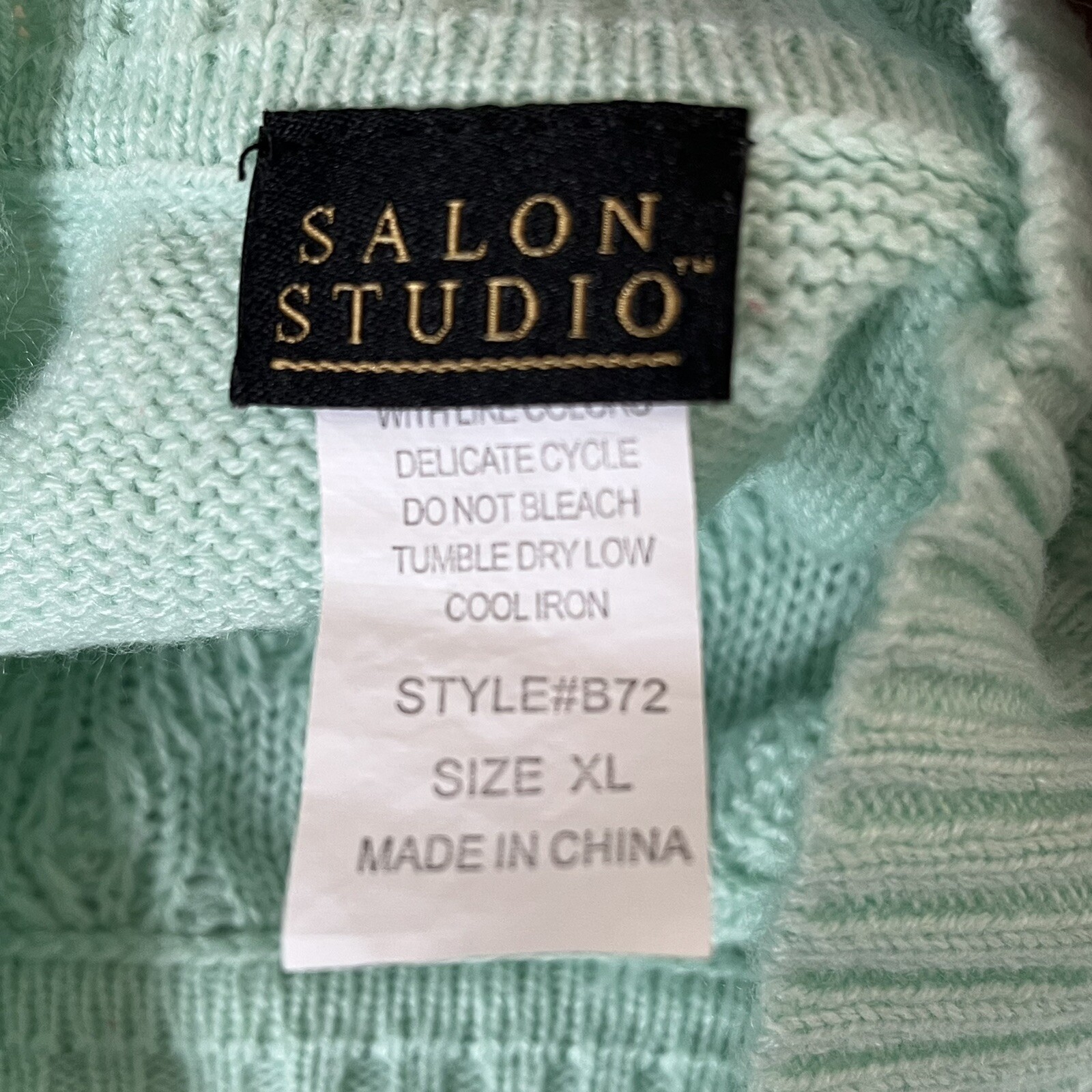 Salon Studio Womens Mockneck Sweater Sz XL Mint Green Knit Minimalist VINTAGE