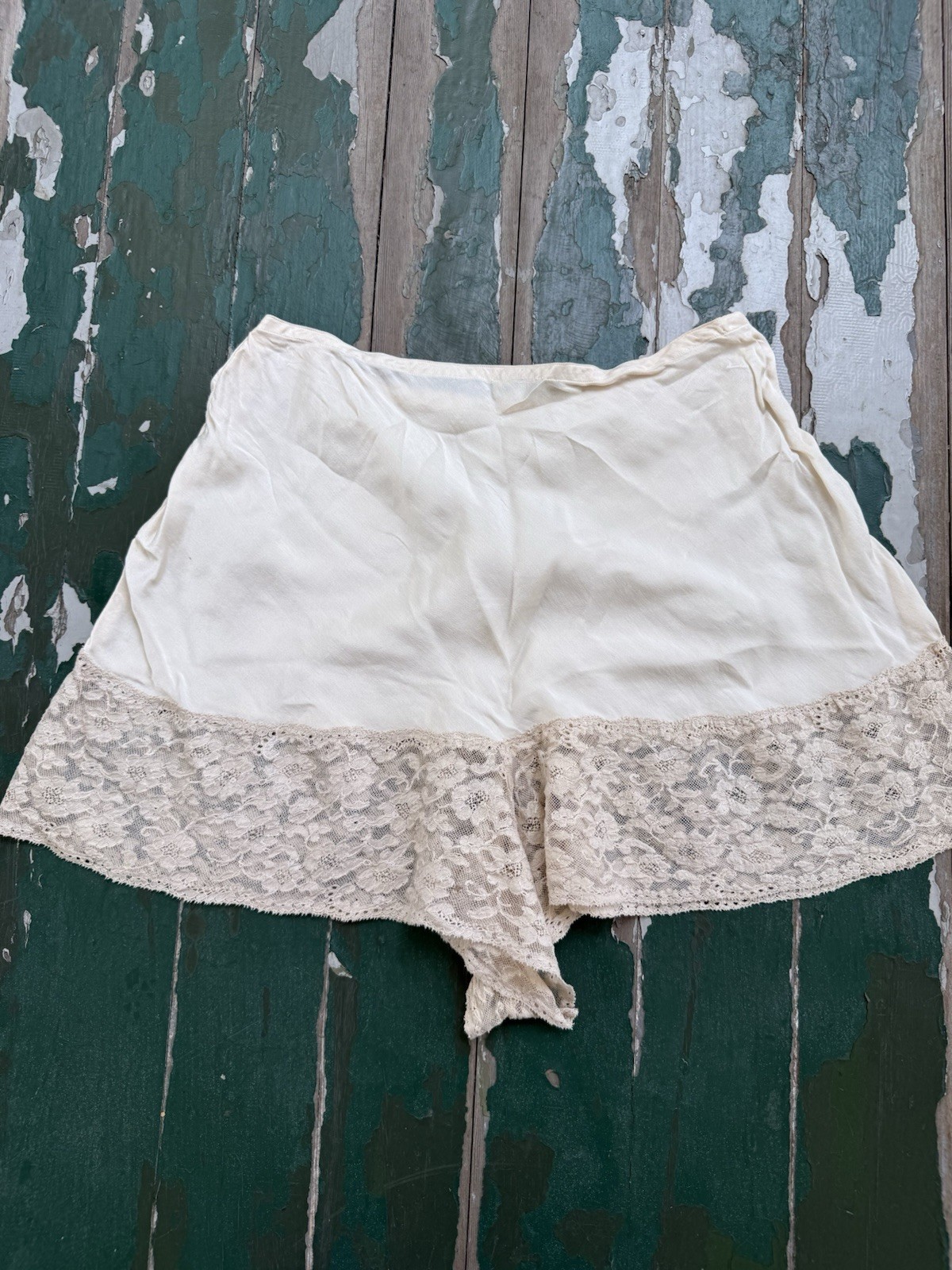 Vintage 1940s-50s Lady Lenora silk rayon Tap Shorts, Lingerie Knickers