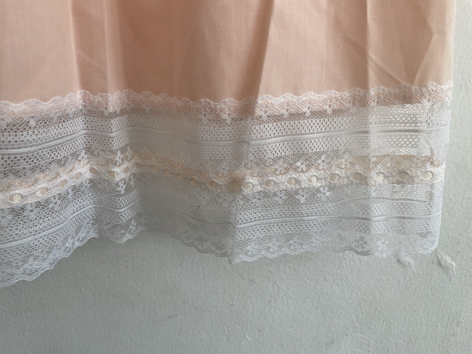 Vintage VASSARETTE Pink 26” Slip With Lace Size Small 65% Polyester 35% Cotton