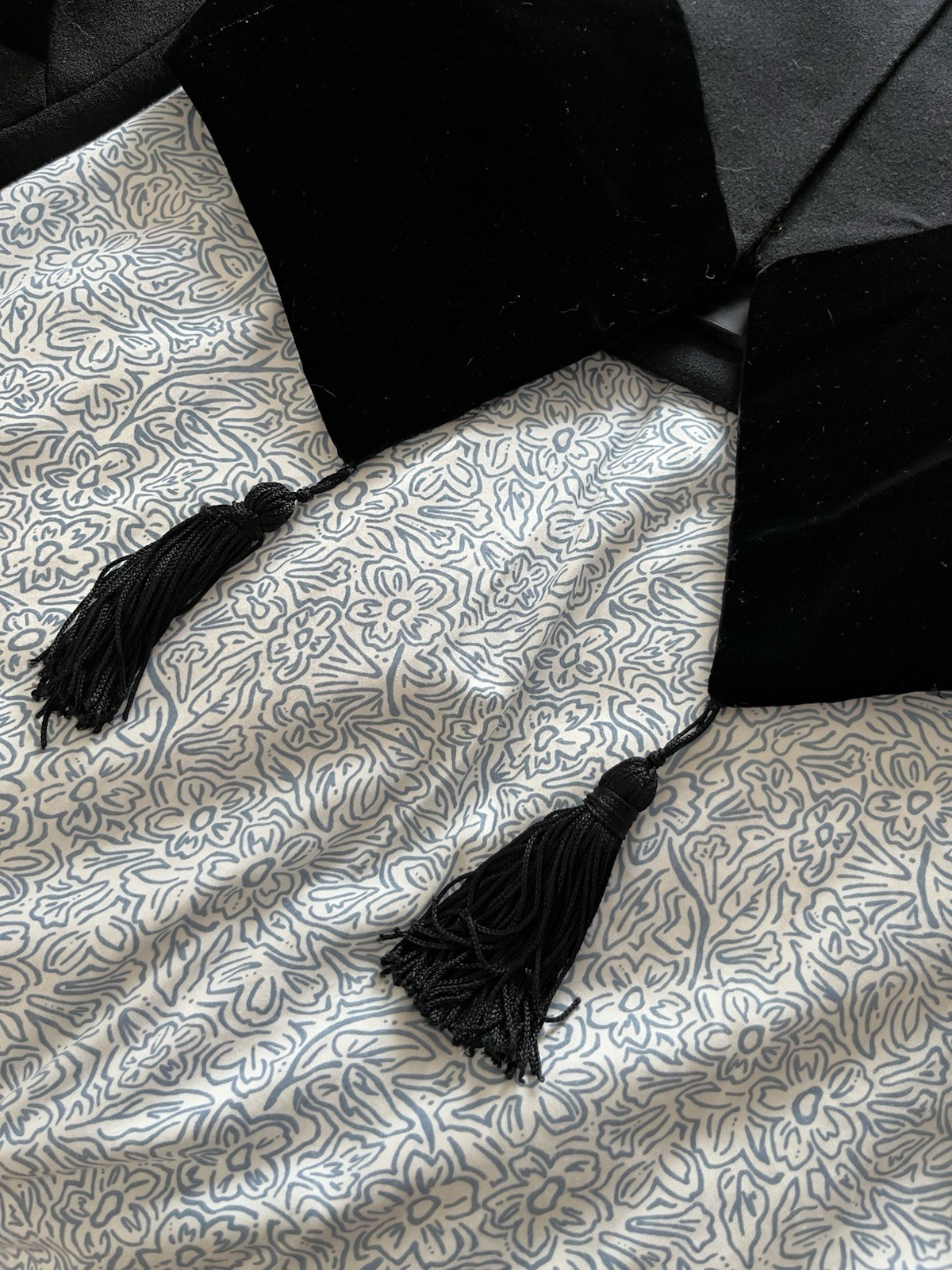 Amazing Vintage Cache Black Wool & Velvet Harlequin Crop Jacket Tassels Sz 2/XS