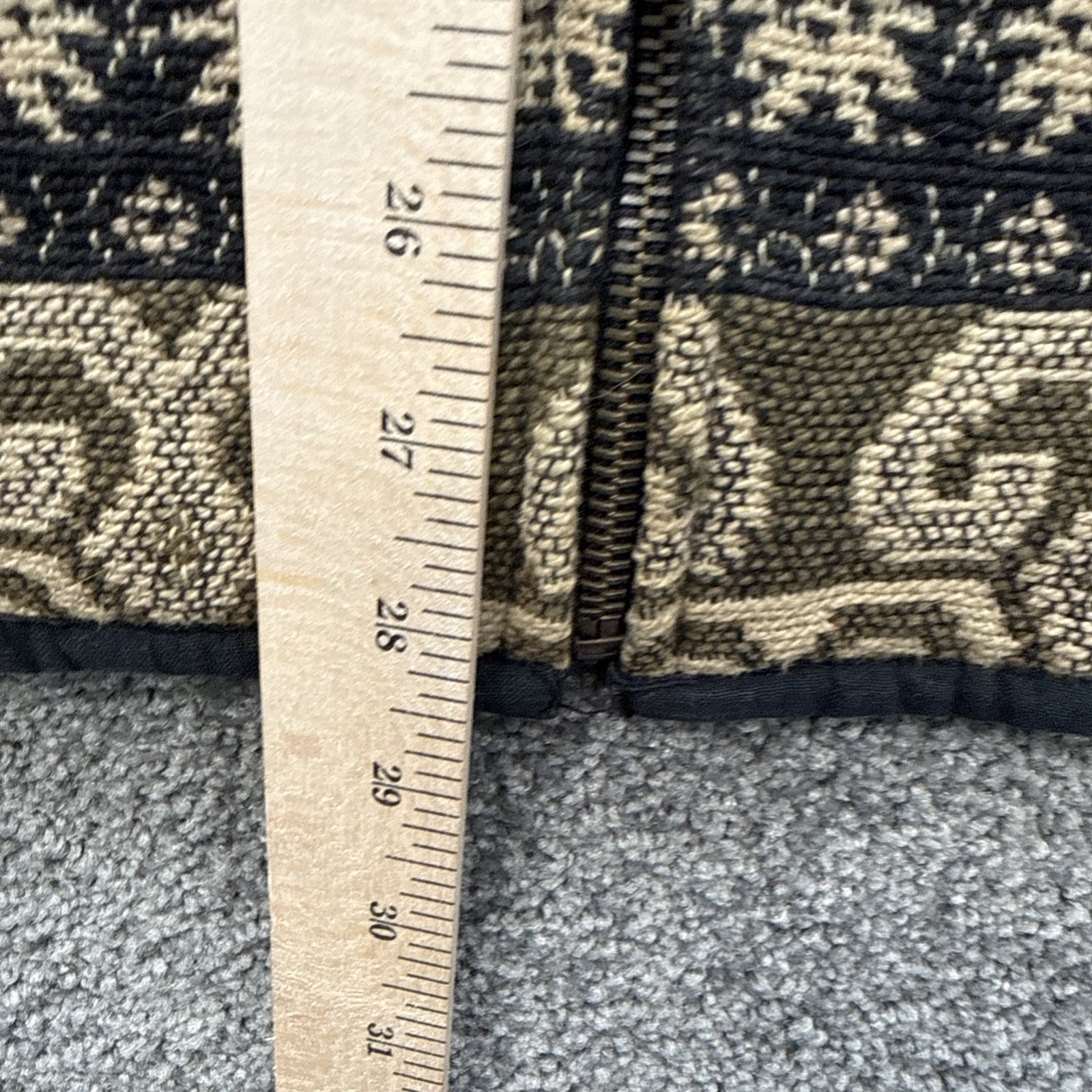 VTG Women 2X Tapestry Jacket Bear Flashback Woven Cabin Gorp Granny Core Sweater