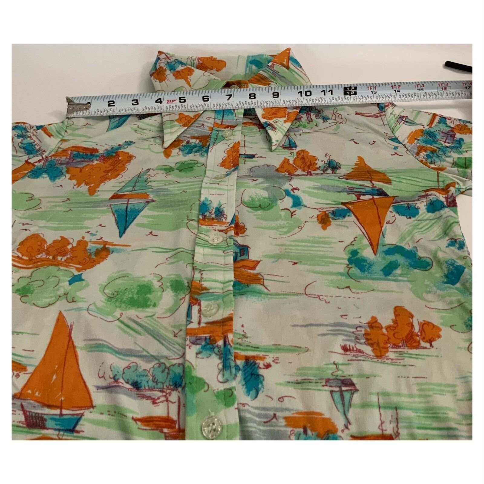 Vtg 1960-70s Nylon Long Sleeve Button Up Blouse W/Sailboats & Scenery – Small