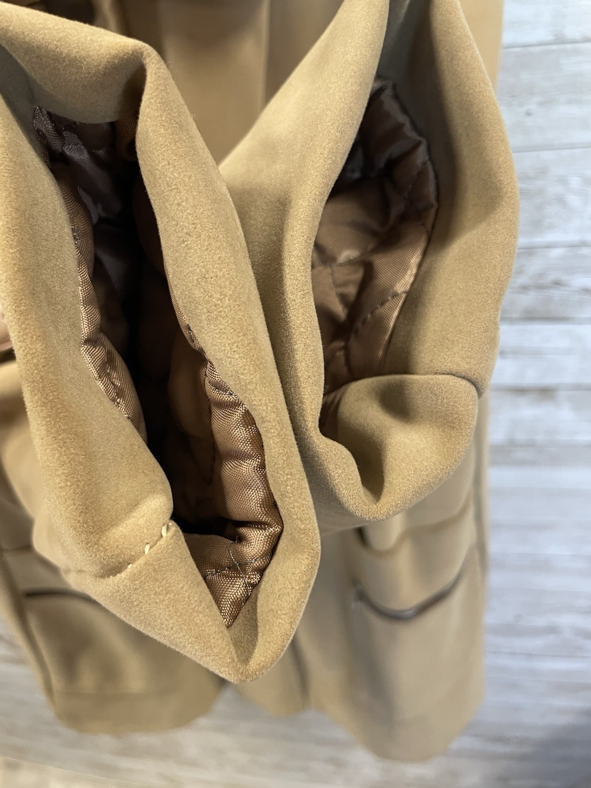 Vintage 60s-70s Womens 18 Coat Mod Tan Faux Suede Peter Pan Collar A-Line USA