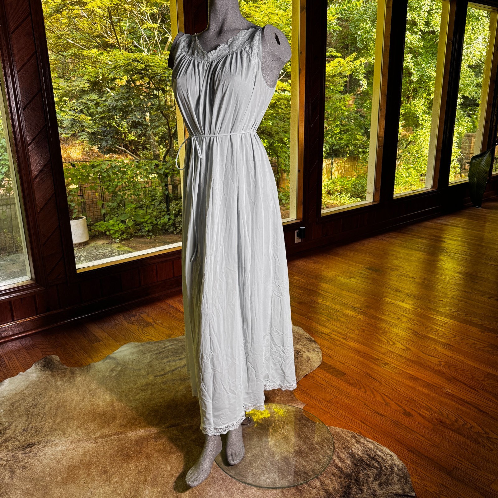 Vintage 60s Shadowline Nightgown Nylon Lace Trim Rosettes USA Blue Women’s Large